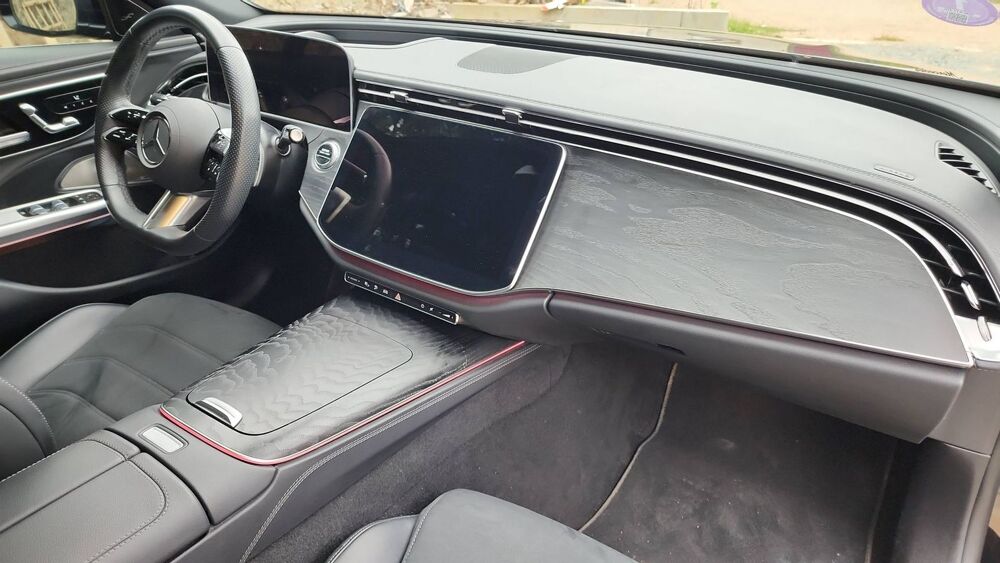 Classe E W214 300 de 313 EQ Power 9G-Tronic AMG Line - Entretien cons 2024 occasion 49100 Angers