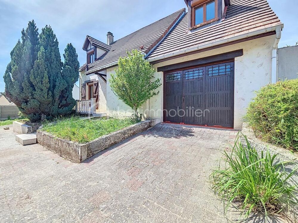Maison située à La Pin avec grand terrain et sous-sol total