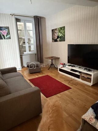  Immeuble à vendre 12 pièces 244 m²