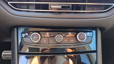 Grandland 1.6 300 Hybrid AWD BVA8 Gse 2023 occasion 71350 Saint Loup Geanges