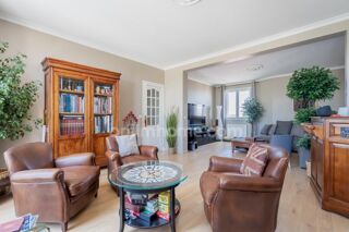  Appartement à vendre 5 pièces 140 m²