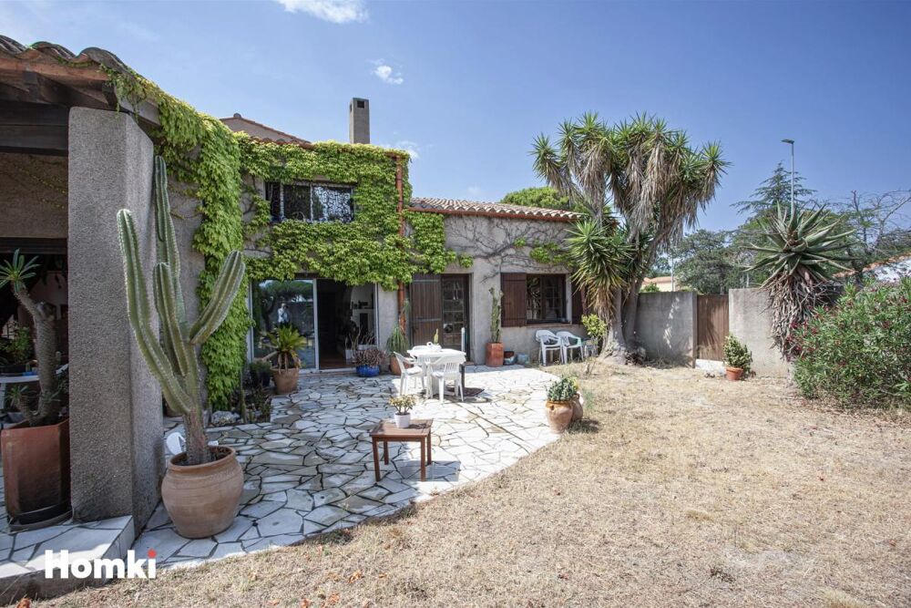 Maison/Villa T7 de 223 m² avec une indépendance à Saint-Cyprien 66750
