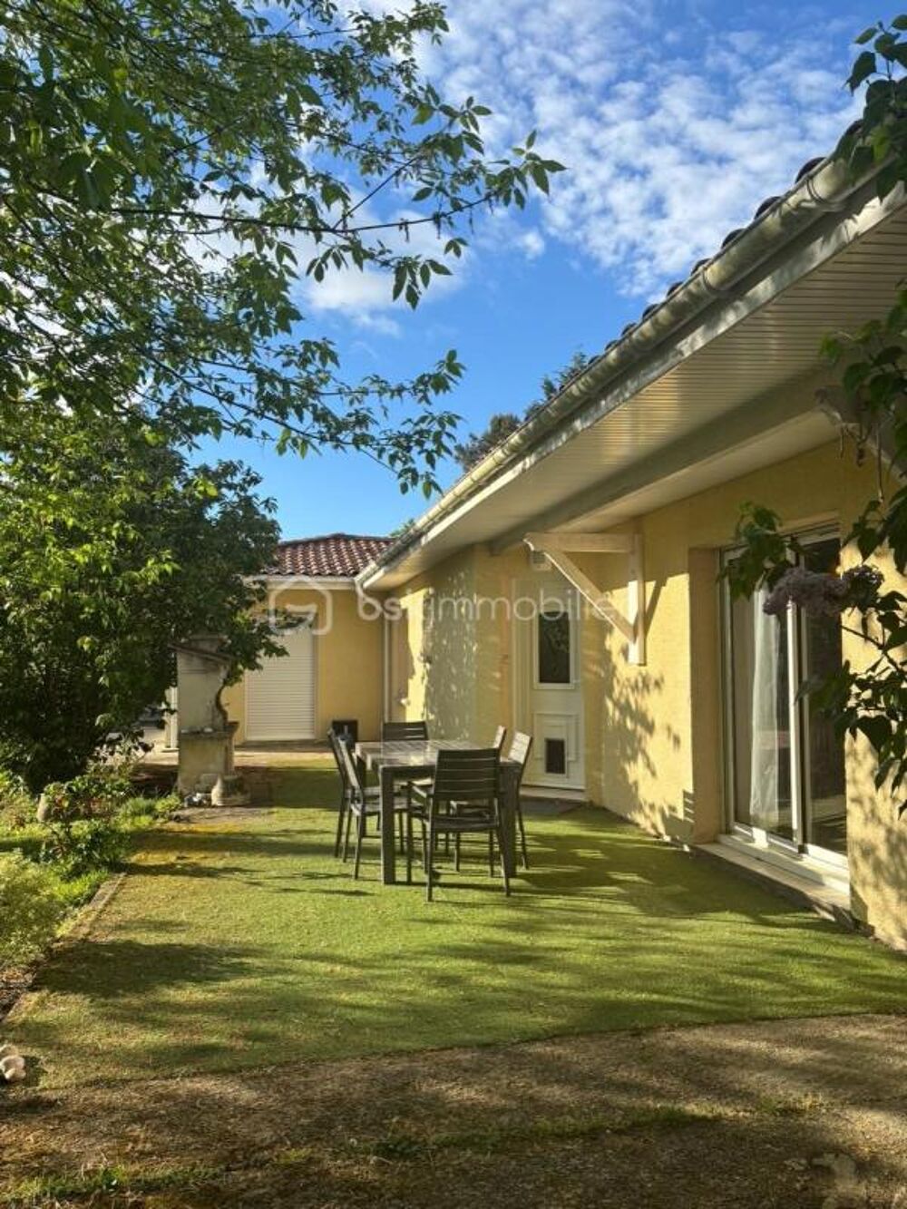 CESTAS - Maison T6 avec garage, jardin avec piscine et studio indépendant