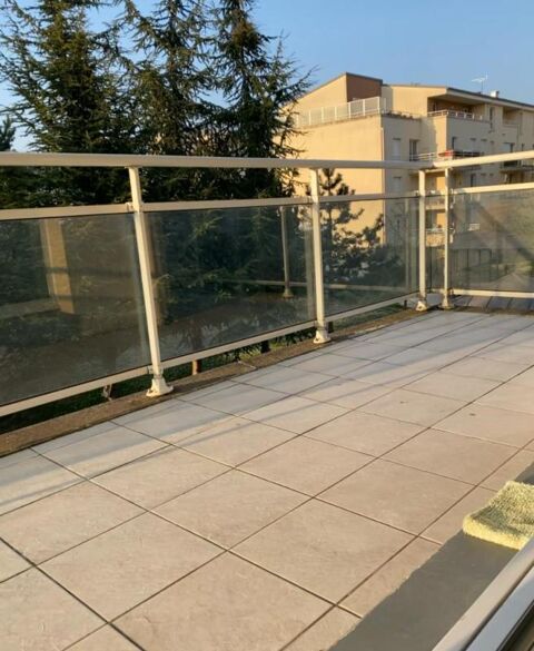  Appartement � louer 4 pi�ces 80 m� Corbeil essonnes