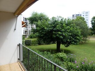  Appartement à louer 3 pièces 74 m²