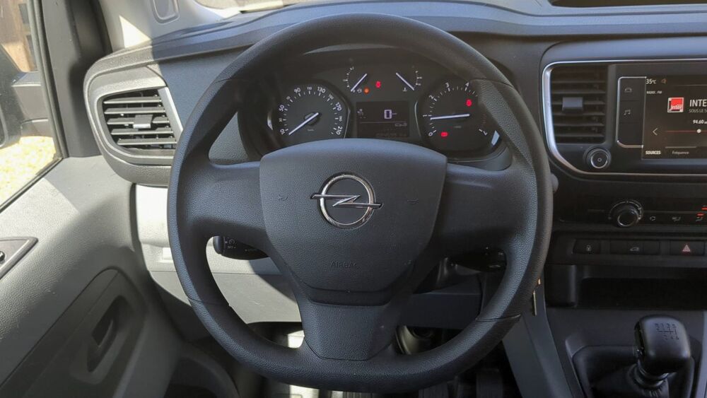 Vivaro Van Am&eacute;nag&eacute; 2.0 120 Pack Clim - Premi&egrave;re main 2021 occasion 28100 Dreux