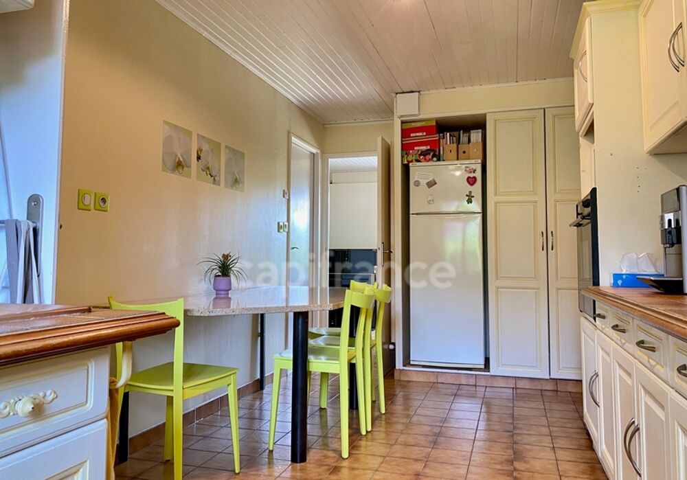 à vendre  Maison Échenevex (01170)