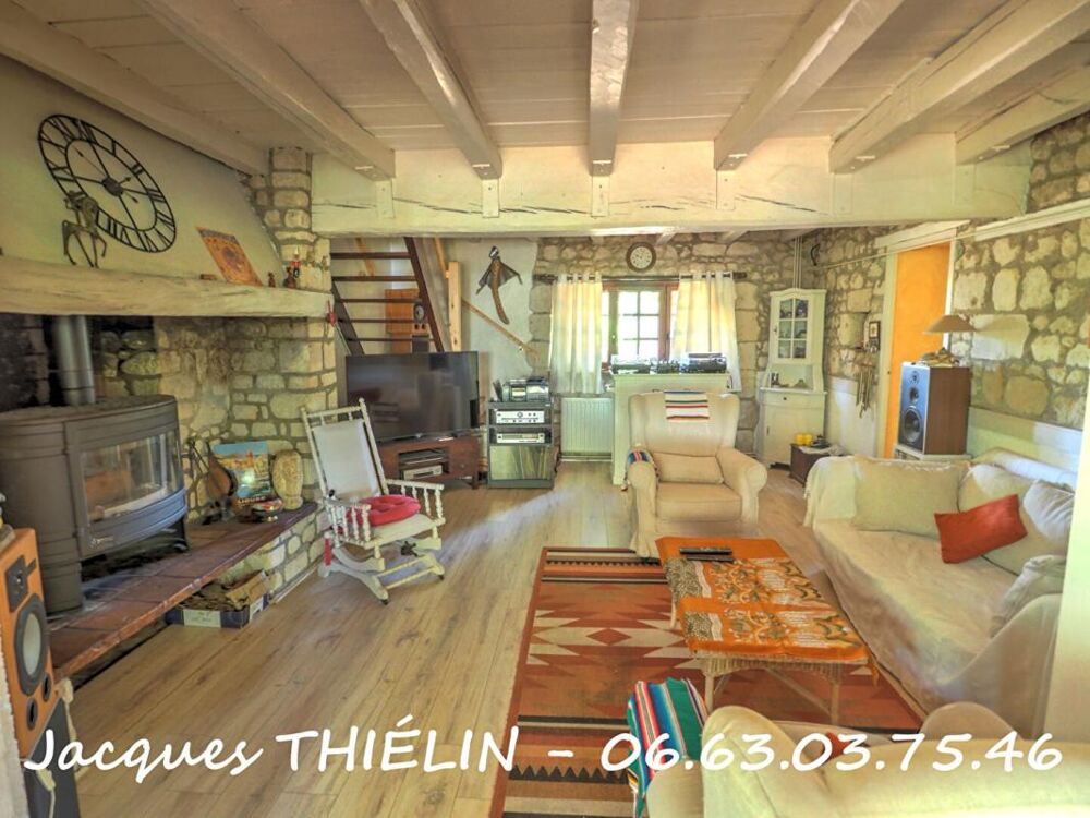 Propriété de charme en tuffeau, idéale maison familiale ou projet touristique
