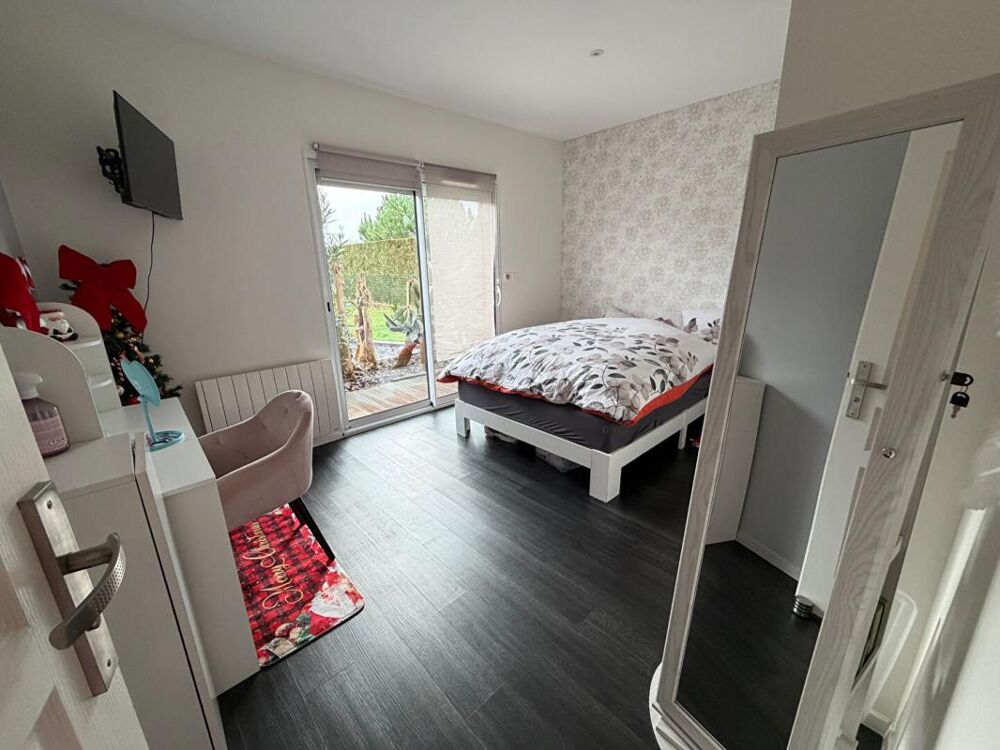 Vente Maison A VENDRE A CARCANS Maison 5 pièces145 m² Carcans