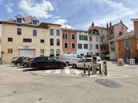   Ensemble immobilier atypique - voiron centre 