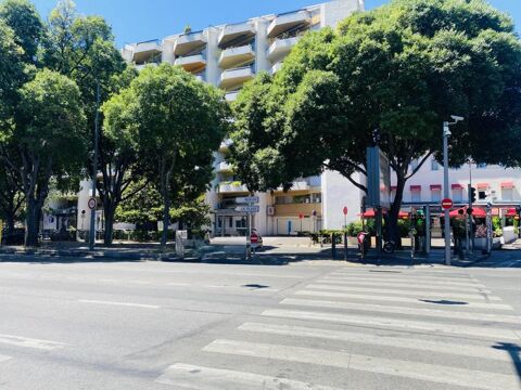 Divers commerces 180000 13008 Marseille