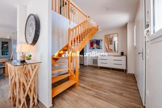 Maison 7 pièces 175 m² · à Crécy-la-Chapelle · 175 m² · 465 000 €