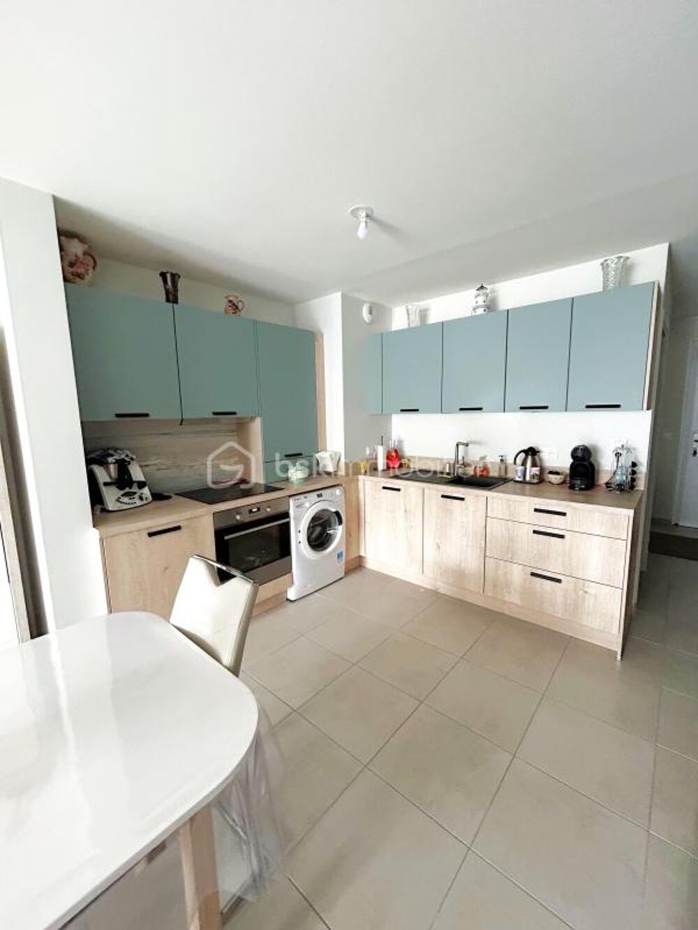 Coup de coeur sur ce bel appartement 2 chambres et 1 bureau