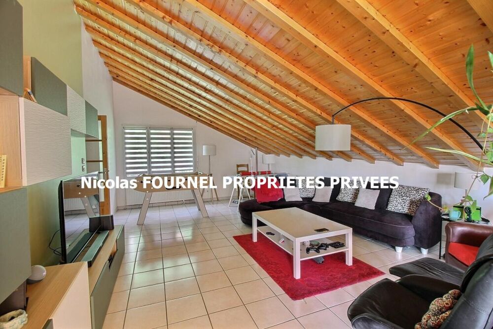 Vente Maison Tarentaise 42660 Centre village maison traditionnelle sur sous-sol complet entièrement rénovée 174 m² 4 chambres terrain 2278m² Tarentaise