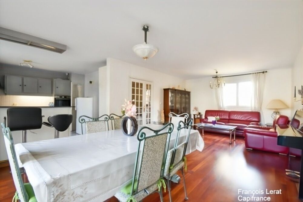 Appartement à vendre 5 pièces proche Mairie de THIAIS (94) Appartement de 5 pièces avec une cave et une place de parking  95,2