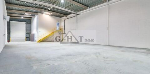 322 m² entrepot bureaux à louer à TORCY 3400 77200 Torcy