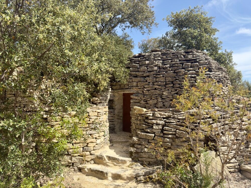 à vendre  Propriété/château Gordes (84220)