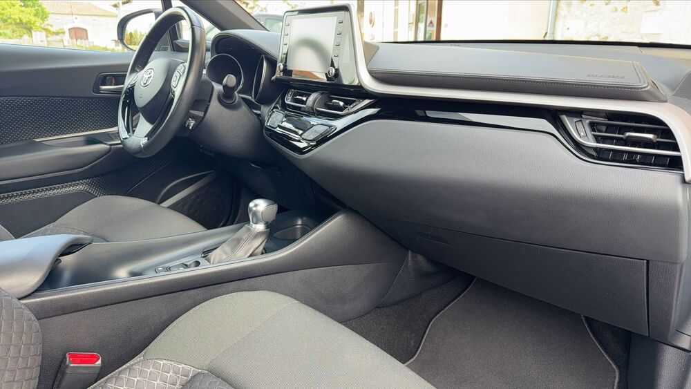 C-HR 1.8 VVT-i 122 Hybrid CVT Design - Automatique 2021 occasion 16000 Angouleme
