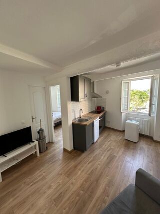 Appartement à louer 2 pièces 29 m²