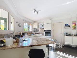  Villa à vendre 5 pièces 191 m²