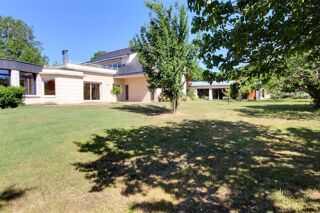  Maison à vendre 8 pièces 244 m²