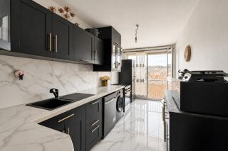  Appartement à vendre 4 pièces 81 m²