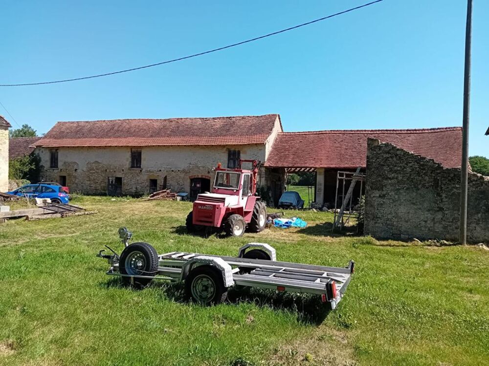 Grange 280M² permis de construire terrain 1800m²