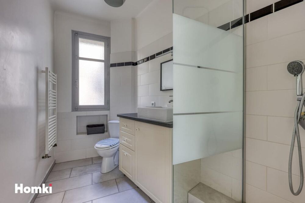 Vente Appartement À vendre F2- Vivre Le Mourillon à pied : L'élégance d'un premier étage clé en main à Toulon 83000, Rue Joseph Cesari Toulon