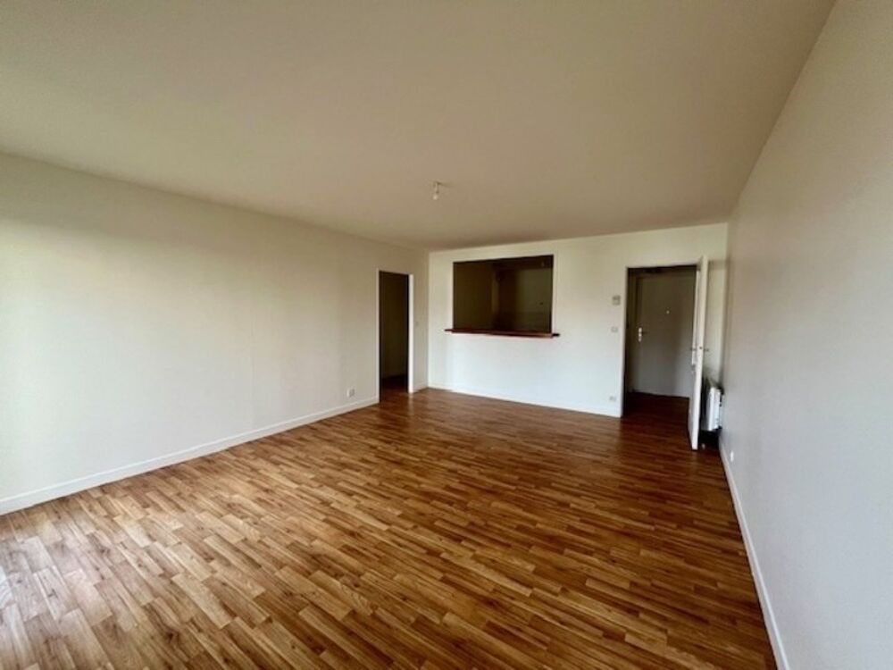 Appartement T3 72 m2, RDC - PLEURTUIT centre