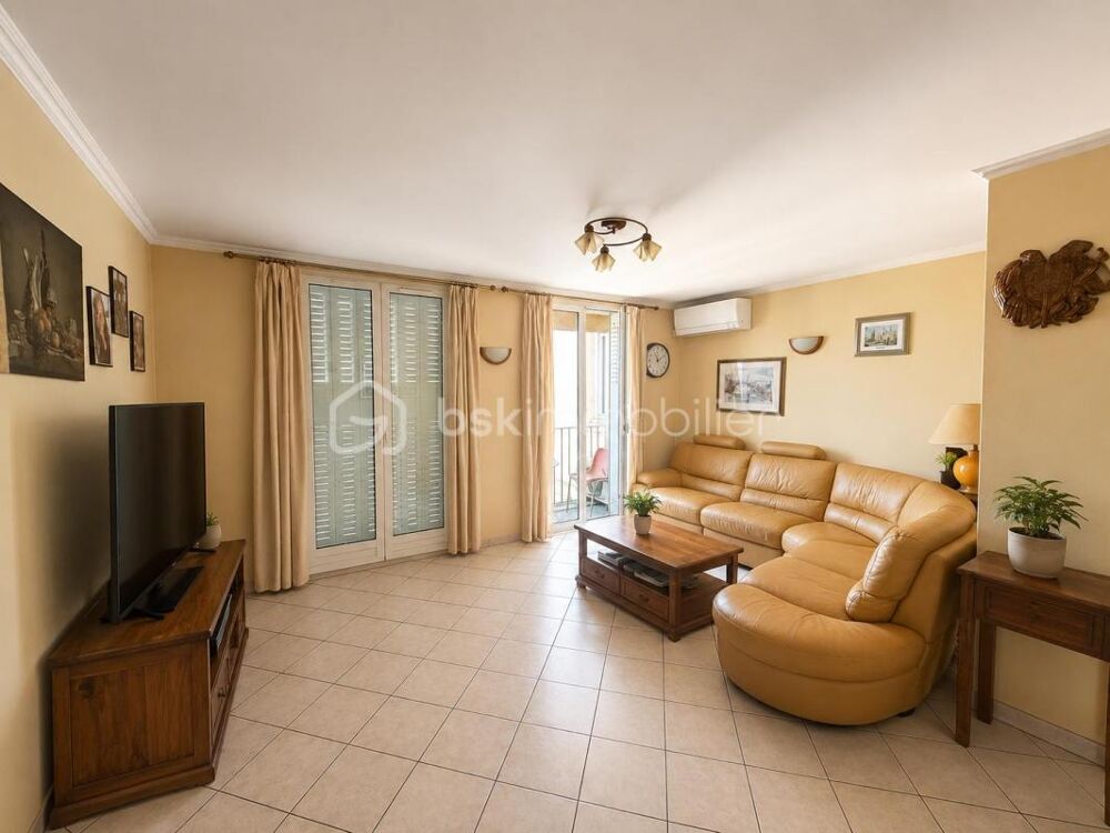 ?À VENDRE - MARSEILLE 12?  T5 de 74m², 3 CHAMBRES , 2 BALCONS - CAVE - PRIX 244 000 €
