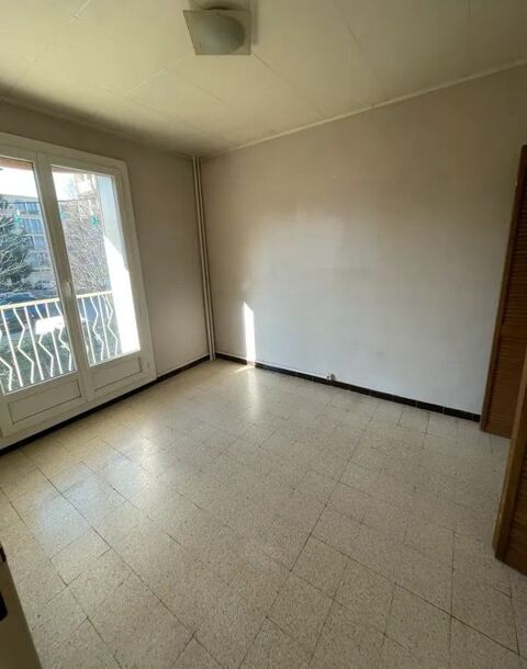  Appartement � louer 5 pi�ces 75 m�