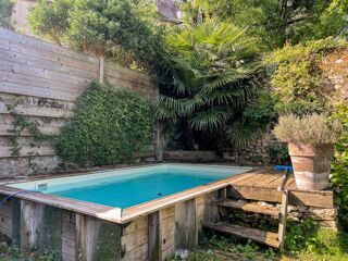  Maison  vendre 10 pices 245 m