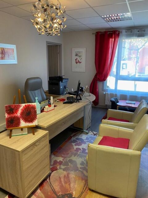   HEYRIEUX - Cabinet professionnel 