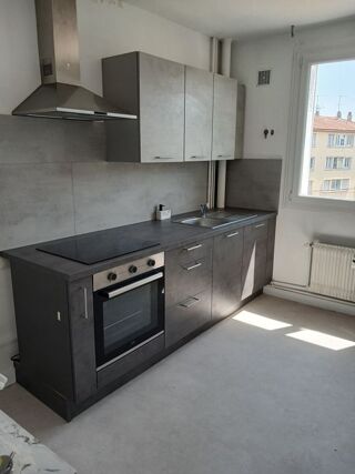  Appartement à louer 2 pièces 48 m²