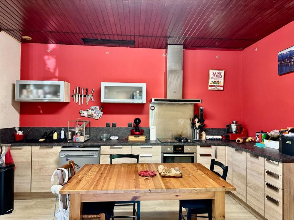 Vente Maison Authentique maison en pierre de plain-pied 106m2 avec 4 chambres et jardin Lestiac sur garonne
