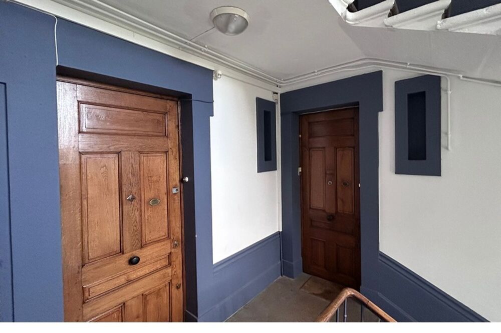 Vente Appartement 69009 - LYON - APPARTEMENT DE 3 PIECES - JARDIN - VUE DEGAGEE - TRAVERSANT - CALME - PROCHE DU METRO ET DES COMMODITES Lyon 9