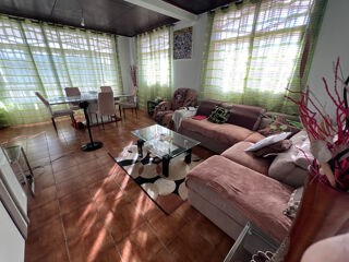  Maison � vendre 8 pi�ces 221 m�