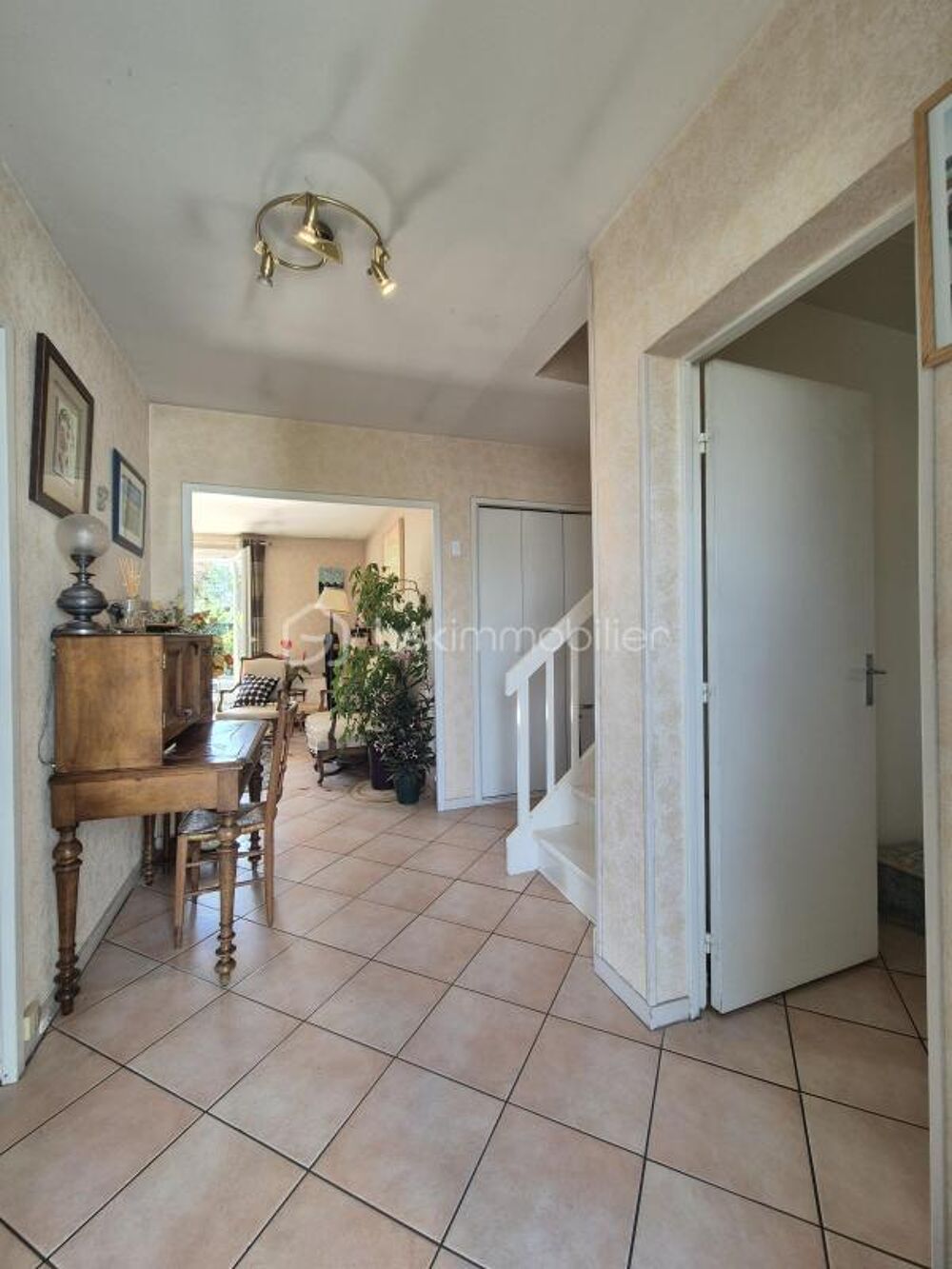Vente Maison Maison familiale de 119 m2 avec grenier aménageable à Courcouronnes centre ! Courcouronnes