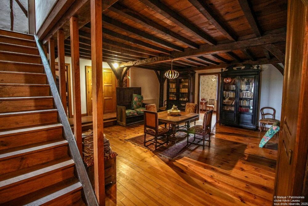 à vendre  Propriété/château Bonnut (64300)