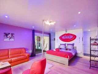  Propriété/château à vendre 9 pièces 250 m²