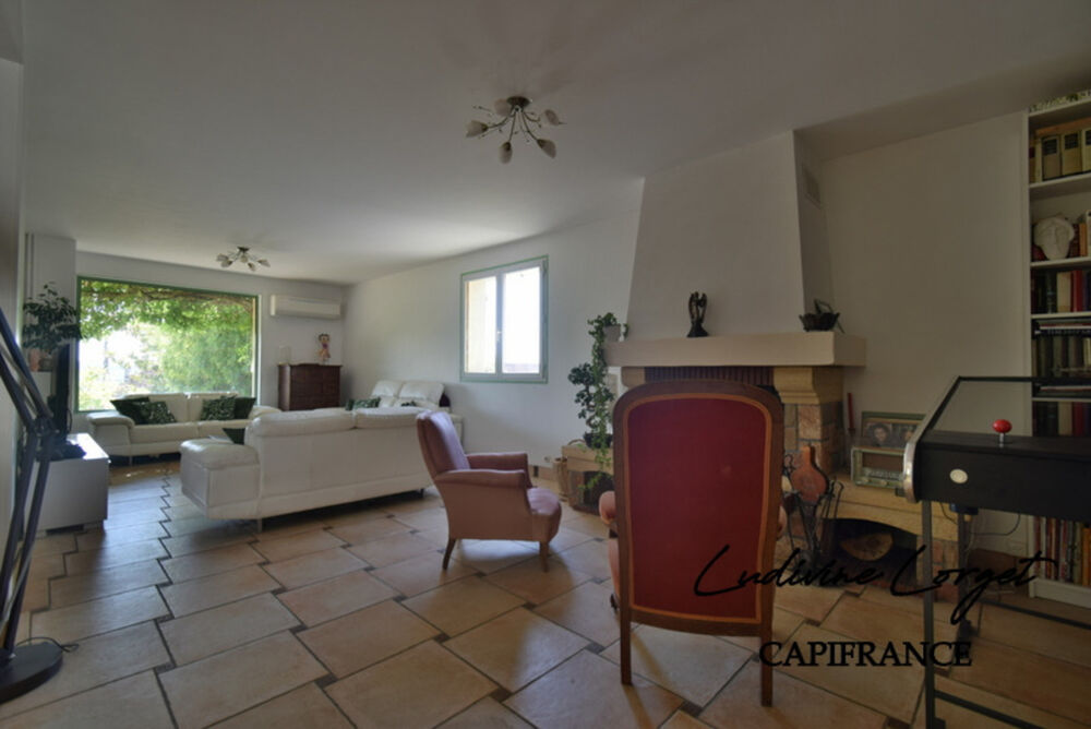 Vente Maison Maison à vendre à Château-Thierry (02) – 260 m² – 4 chambres + bureau – Sous-sol 70 m² – Terrasse 70 m² – Terrain clos 1 464 m² Chateau thierry