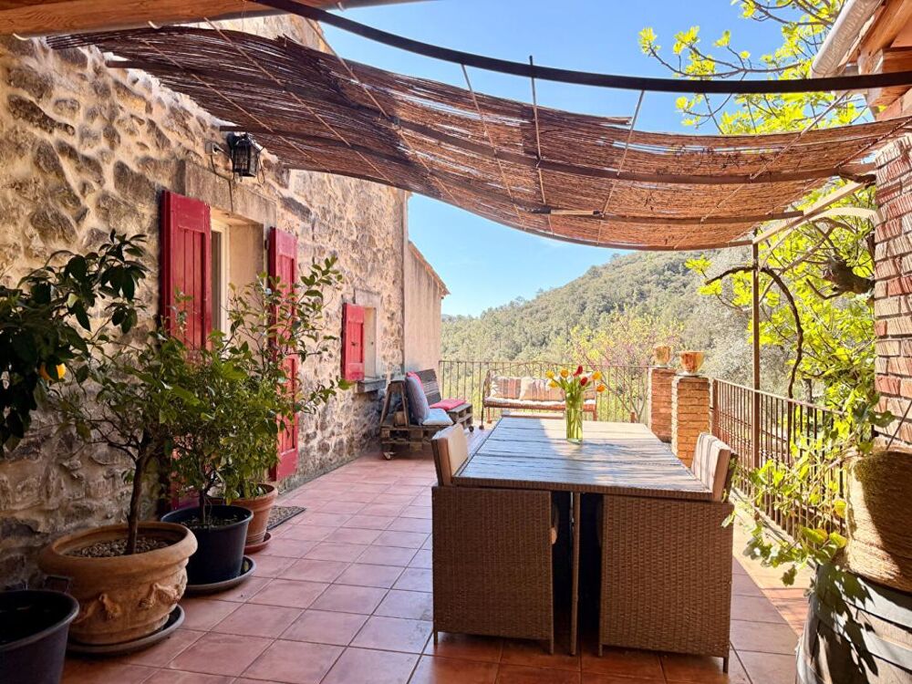 Maison en pierre avec vue panoramique Cévennes , Piscine, terrain de 5 500 m², charme et authenticité