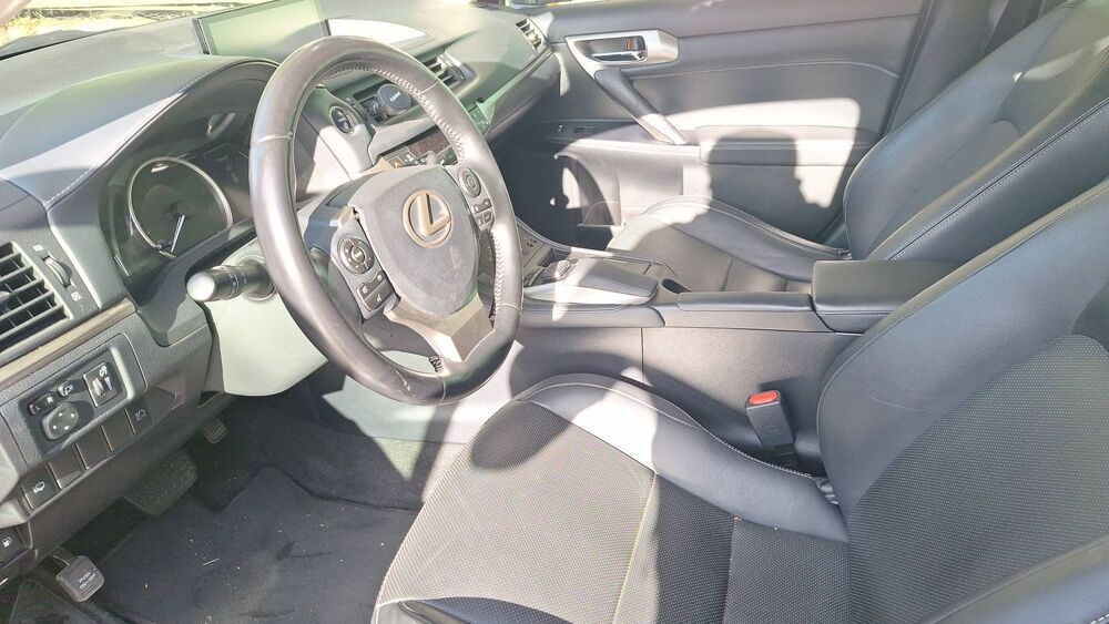 CT 1.8 VVT-i 136 Luxe - Automatique Entretien constructeur 2019 occasion 92110 Clichy