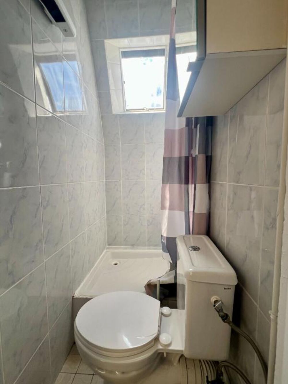 Vente Appartement PARIS 17 Pereire  studette située dans un immeuble haussmannien de standing Paris 17