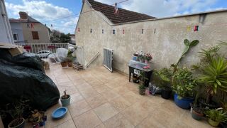  Immeuble � vendre 14 pi�ces 380 m�