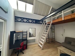  Appartement à louer 1 pièce 32 m²