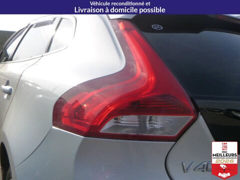 V40 D2 120 Geartronic 6 - Momentum 2017 occasion 10150 Lavau