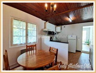  Immeuble  vendre 15 + pices 440 m