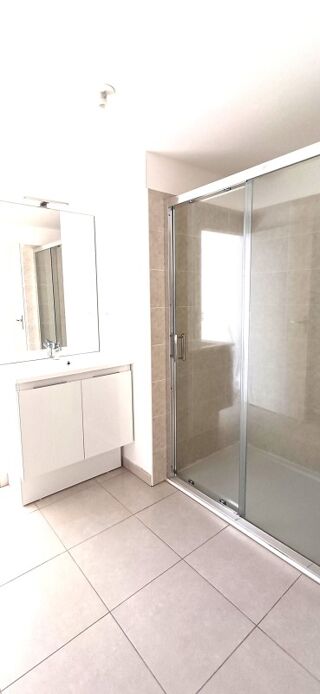 Appartement à louer 2 pièces 40 m²
