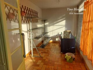  Propri�t�/ch�teau � vendre 13 pi�ces 305 m�